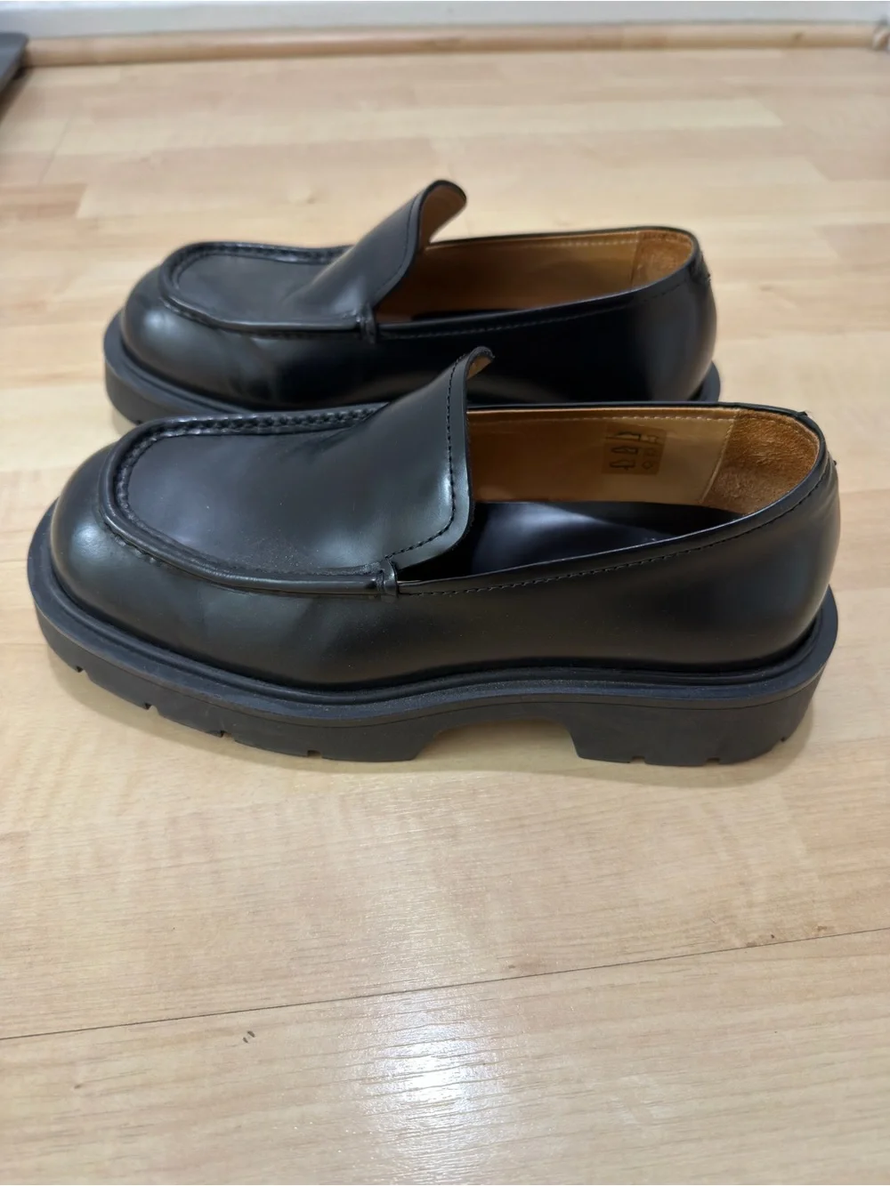 Sandro Paris classic black